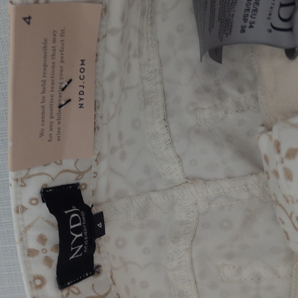 NYDJ Marilyn straight leg jeans size 4  NWT ! - Picture 8 of 13